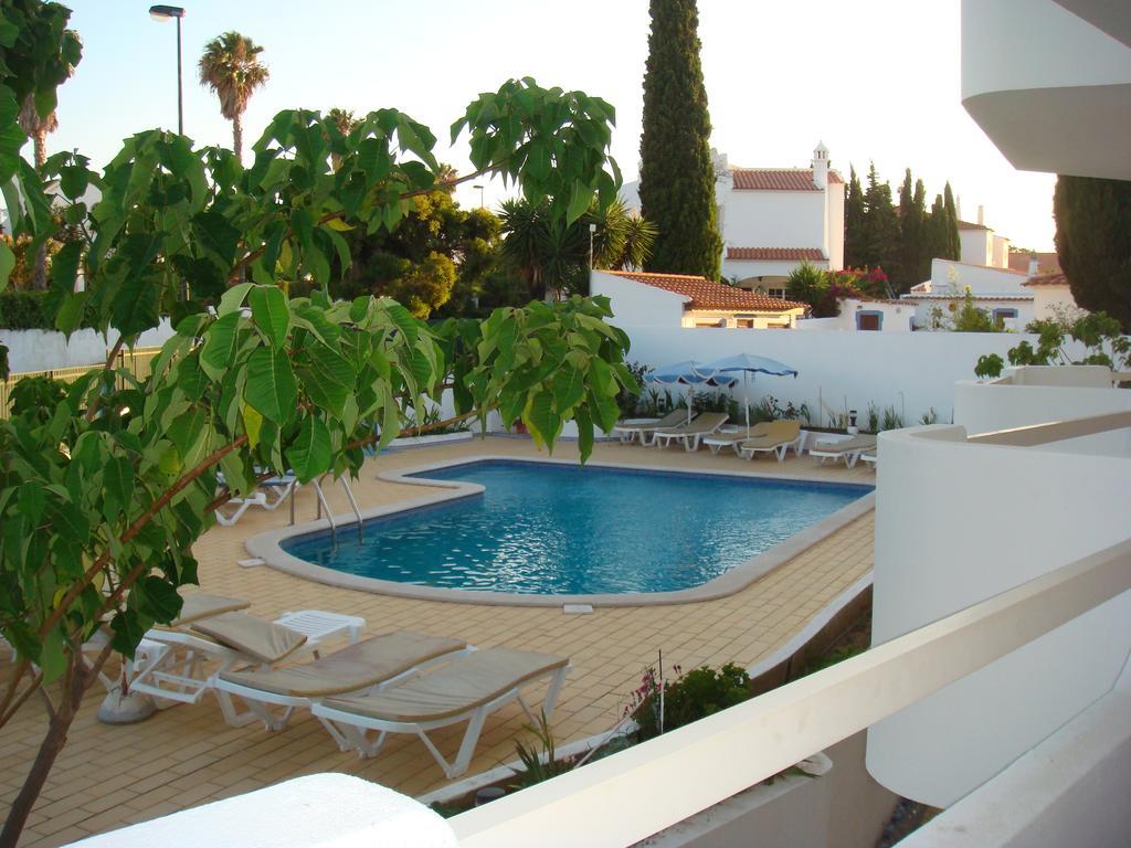 Apartamentos Sonybell Albufeira Quarto foto