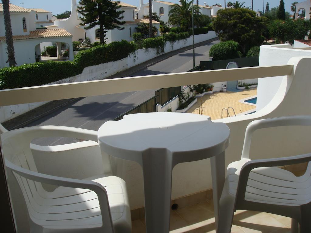 Apartamentos Sonybell Albufeira Quarto foto